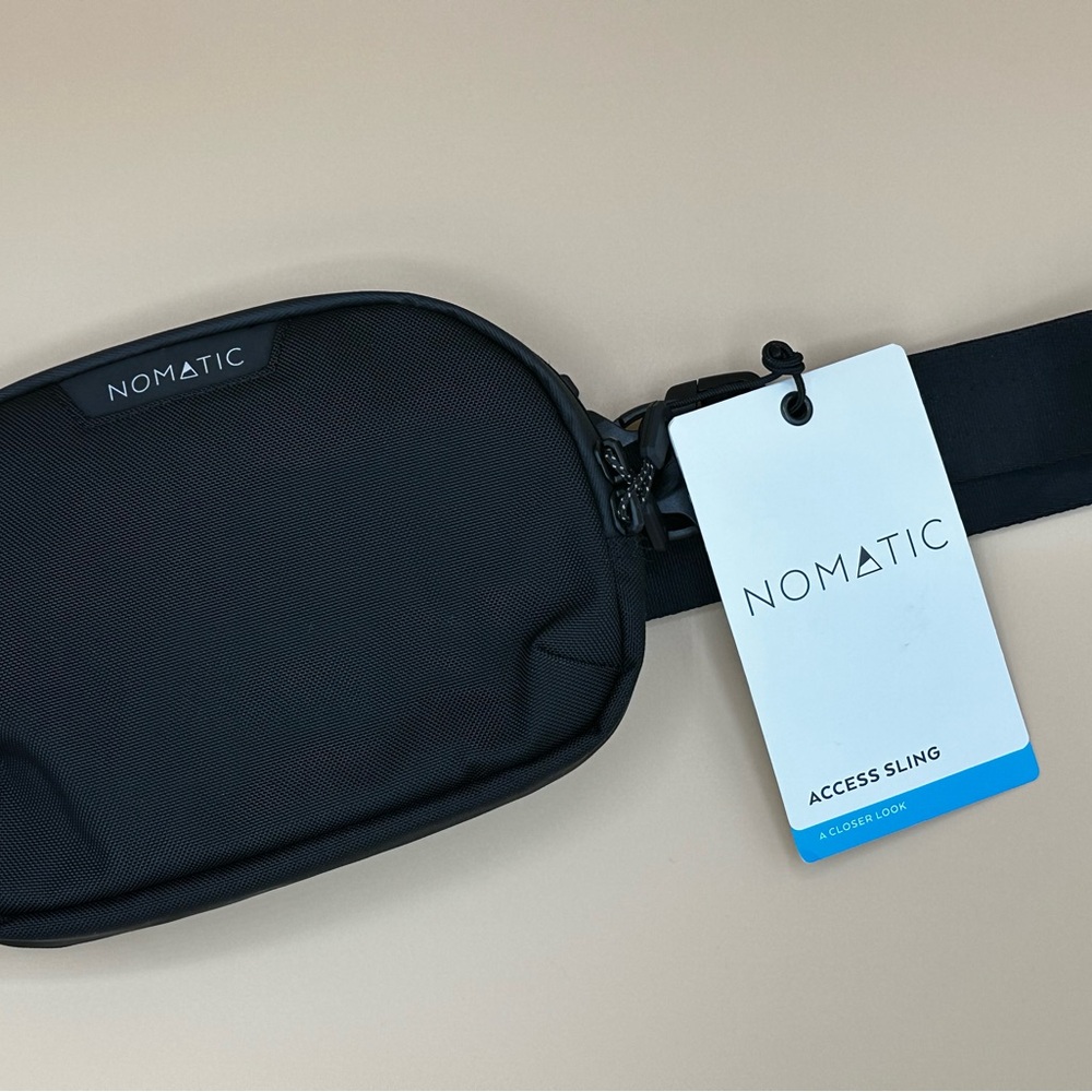 Nomatic Access Sling 🖤